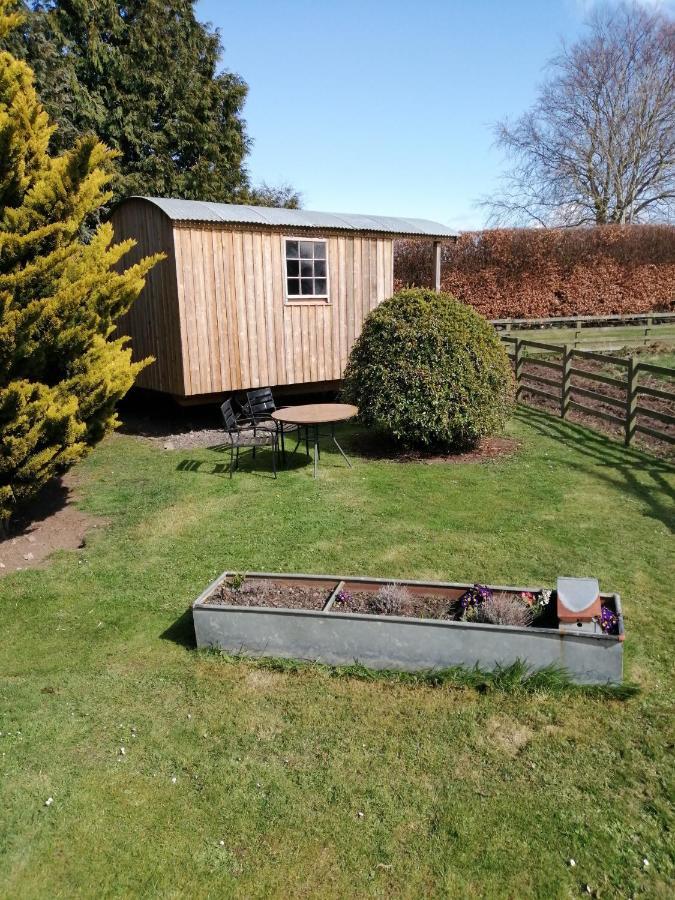 Lucker Mill Shepherds Huts ภายนอก รูปภาพ