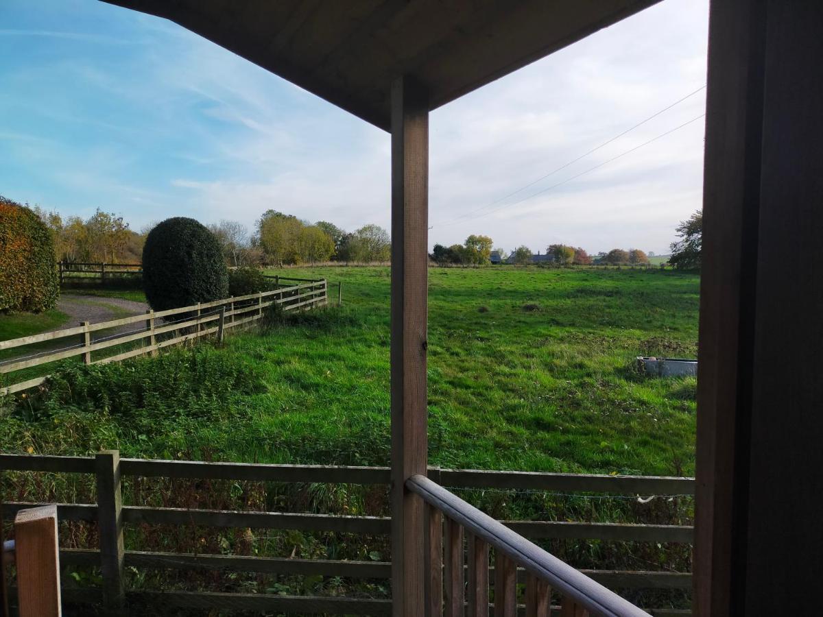 Lucker Mill Shepherds Huts ภายนอก รูปภาพ