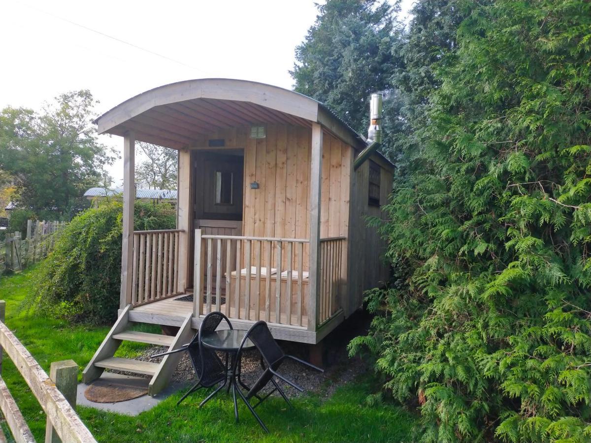 Lucker Mill Shepherds Huts ภายนอก รูปภาพ